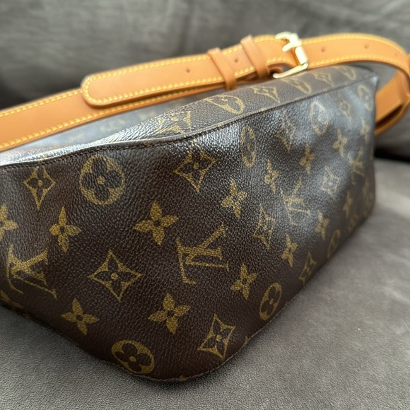 Louis Vuitton Crossbody Bag Monogram Canvas - Picture 11 of 11